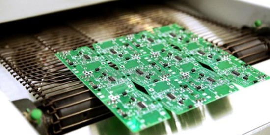 為什麽去除助焊劑要用水基的pcb清洗劑？