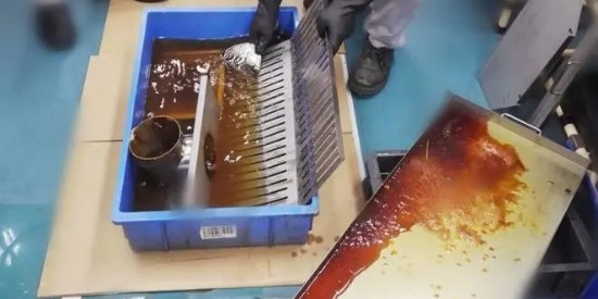 回（huí）焊爐清洗劑：提升電子製造質（zhì）量的關鍵