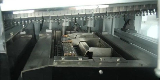怎麽用清洗劑去除波峰焊助焊（hàn）劑殘留