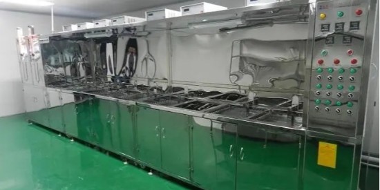 如何正確使用超聲波用清洗劑去除油汙與粉塵（chén）