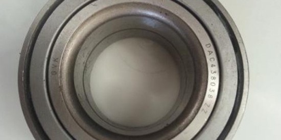 汽車軸（zhóu）承清洗還不快用汽車軸承清洗劑