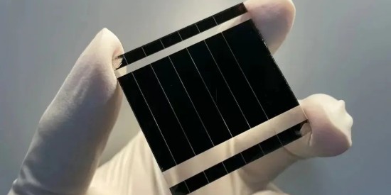 ITO基底清洗劑保障了ITO薄膜的清潔度和性能
