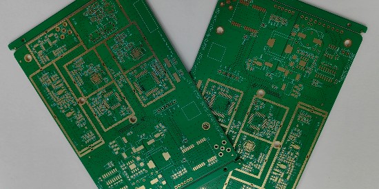 為什麽要使用PCB水基清洗劑的優勢所（suǒ）在